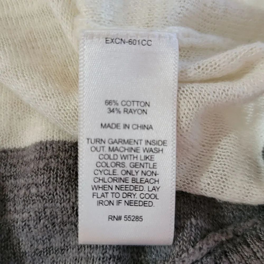 Express Stripe Sweater   - Picture 8 of 9